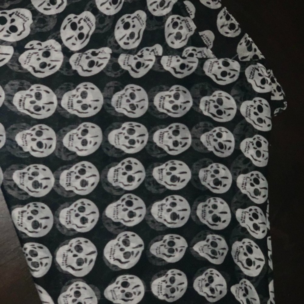 Skull Scarf